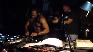 TIMMY REGISFORD // The 1st time in Naples// NEuhm PArty// @Duel beat