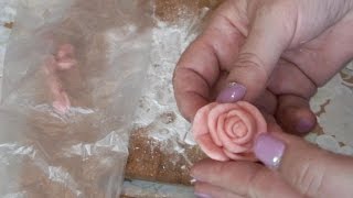 Как сделать розу из мастики marshmallow