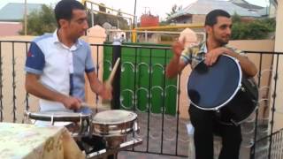 Eli nagara emircan,Tomi qosa