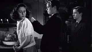 Kitty Hollywood: Juniors from The Strange Love of Martha Ivers
