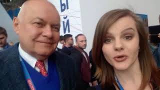 Ведущий ВГТРК Дмитрий Киселев и ведущая телеканала НТ Людмила Александрова