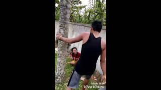 GAnas kali bah main di kolam renang,pemaksaan!!