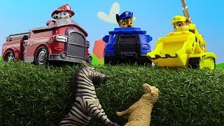 Видео с игрушками. Щенячий Патруль помогает животным.