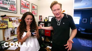 Conan Hunts Down His Assistant's Stolen "Gigolos" Mug