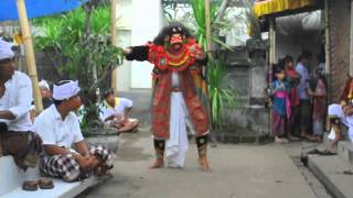 Upacara Di Batuan, Balinese Topeng Dance
