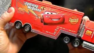 Посылка. Игрушки из китая. МОЛНИЯ МАКВИН и трейлер МАК. Классные металлические игрушки.
