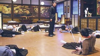 功夫小子找日本武士挑戰，一開口就要打10個，日本武士急眼了，一股腦上來送命！ ️ 抗日