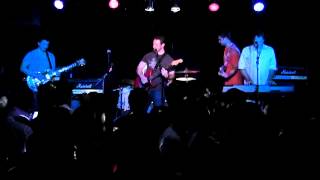 Hungry Duck - Four Walls