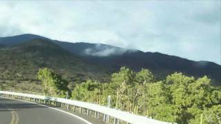 The full ascent to the summit of Mauna Kea in Hawaii by car