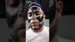 DECO'S  BARBER  SHOP ?