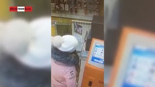 Молодуха грабанула старуху по любви