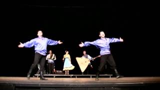 Russian dance "Вдоль по улице широкой"