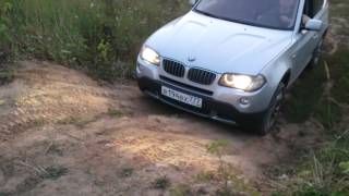 BMW X3 и VW Touareg легкий оффроуд