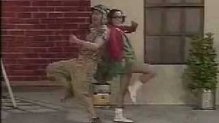 Chaves cantando e dançando funk ( Mc Créu - Tipo Rei )