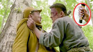 游擊隊被日軍伏擊，游擊隊長身受重傷，死死抱住日軍將領拉響了最後一顆手雷！