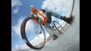 Extreme thin ice cicling wet shoes