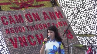 Dai Nhac Hoi Cam On Anh ky 8 Sao Roi Tren Bien (Nguyen Vu) Mai Vy