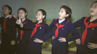 [KCNA] Pyongyang Ryulgok Secondary School (22.11.11) {DPRK Music}