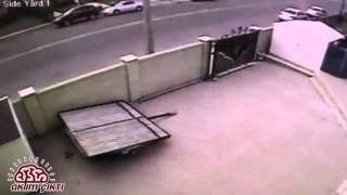Lamborghini Avendator Yarısı Kopuyor