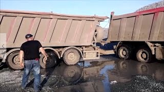 Центрально-осевой прицеп MEGA и самосвал MAN 8х4 разгружаются не расцепляясь