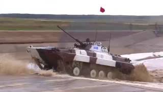 Заезды первого этапа международного конкурса «Суворовский натиск»