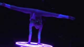 Пластика на столе самая гибкая девочка-Plastic on the table the most flexible girl