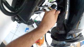 Suzuki DF 150 maintenance part 8 ( grease zerks/ lubrication)
