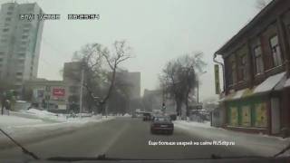 Бегущий пешеход - помеха движению
