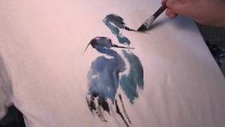 Painting Blue Heron on T-shirt using acrylic fabric paints