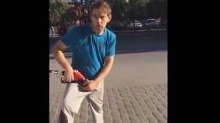 Нарик на заправке !!drug addict at a gas station !!Russian Reality