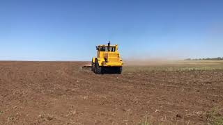 Обработка залежных земель дискатором Бдм-6х4 и трактором К-701 от Goodland