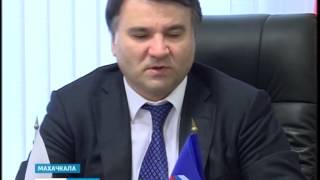 РГВК "Дагестан": Руководитель Кадастровой палаты РД провел прием граждан в Приемной Медведева