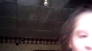 Мое второе выпила целую бутылку Минералки