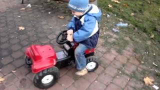 педальный трактор детская машина babytraktor