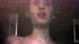 Hungry lips face leak