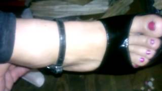 Latina feet in heels