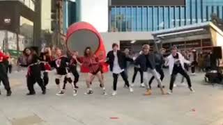 Zstar busking in sinchon korea / Psy - new face