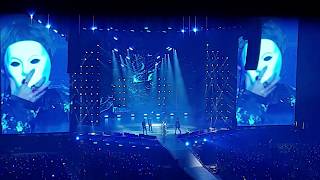 SINGULARITY by Taehyung/V - 방탄소년단 / BTS Love Yourself Berlin HD Fancam