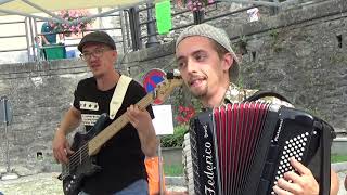 Gruppo musicale ,,son de la rue  ,,,a melle valle varaita,, cuneo,,,piemonte,