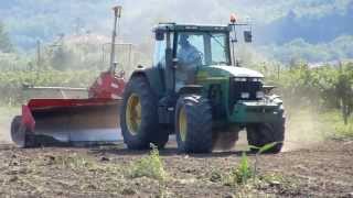 John Deere 8410