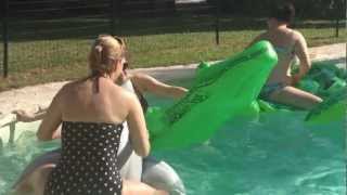 Inflatable Animal Pool Races Heat 1