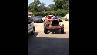 WWII Dodge command car pulling up