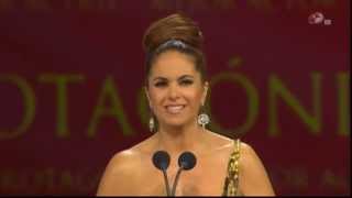Reconocimiento a Lucero por trayectoria (Premios Tv y Novelas 2013)