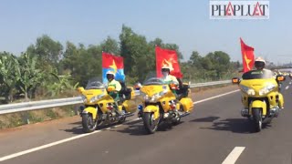 Chiêm ngưỡng dàn xe 'khủng' trên cao tốc TP.HCM - Long Thành - Dầu Giây _ plo vn