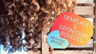 Démêlage+définition boucles en un tour de brosse! (version malagasy et française)