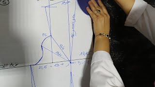 الدرس 31 : اسهل طريقة لفهم الكورساج (الامام) Bien comprendre le corsage de base (le devant)
