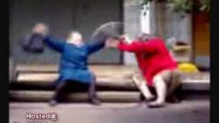 Old Russian Ladies beat each other with their Hand Bags - The YNC.com