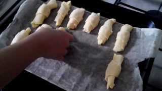 Рецепт: Круассаны домашние (быстрый вариант)