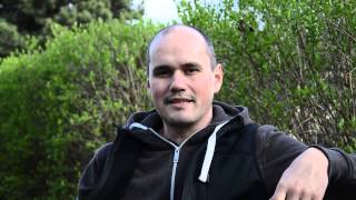 Adresát březen