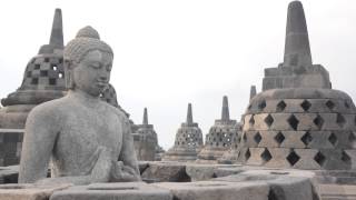 THE TRAVEL JUNKIE VISIT BOROBUDUR